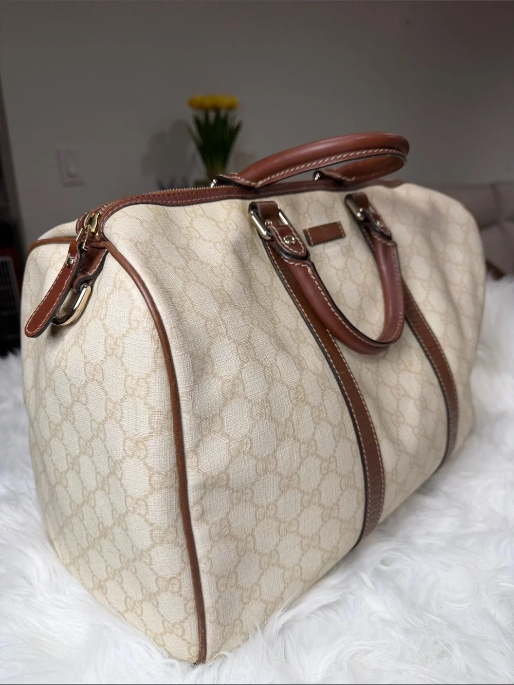 💯Authentic Gucci Beige GG Monogram Duffel with Brown Leather Trim🍀